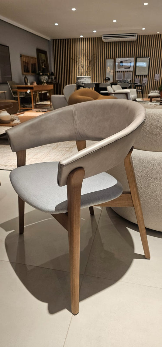 CADEIRA KORE - DESIGN RAZZERA IBANEZ + LOURENÇO